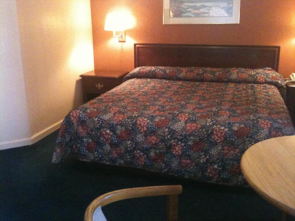 Lexington Inn Room photo